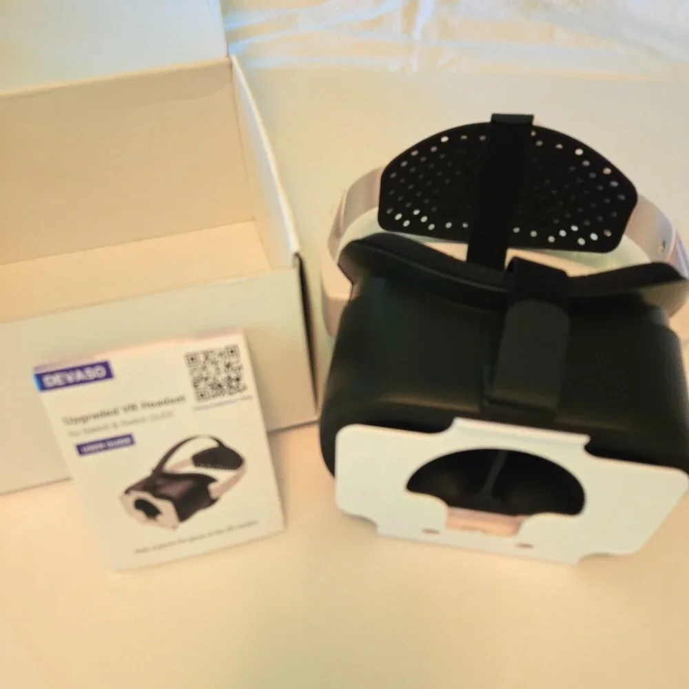 Devaso Upgraded VR Headset for Nintendo Switch and Switch OLED. Black and White.